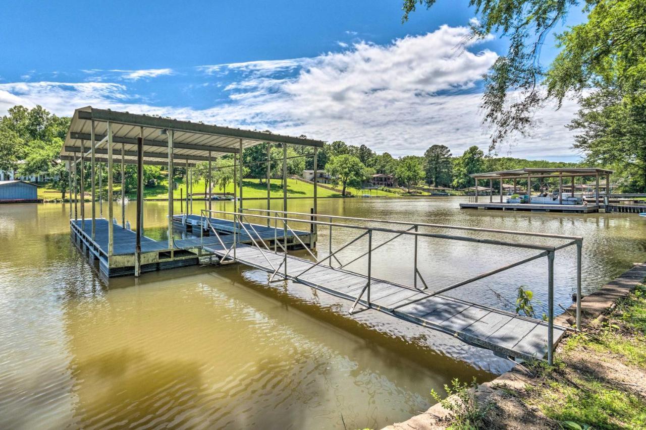 Lakefront Hot Springs Home With Updated Deck And Dock! Exterior photo